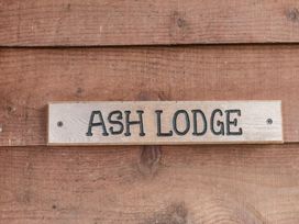 The Ash Lodge - Dorset - 945364 - thumbnail photo 3