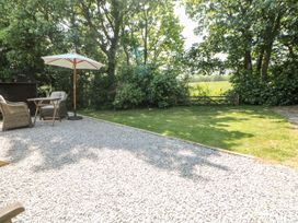 Shepherd's Hut - Peak District & Derbyshire - 945504 - thumbnail photo 12