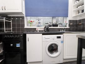 Merlin - North Wales - 947329 - thumbnail photo 9