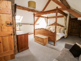 The Old Farmhouse - Shropshire - 947385 - thumbnail photo 26