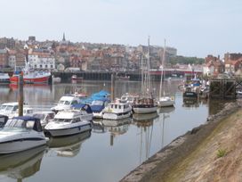 The Office Gardens, Apartment 2 - North Yorkshire (incl. Whitby) - 948088 - thumbnail photo 17