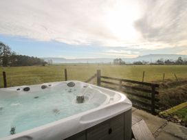 Bicton Lea - Shropshire - 949846 - thumbnail photo 3