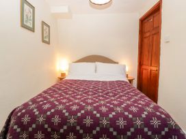Chancery Cottage - Mid Wales - 949928 - thumbnail photo 21