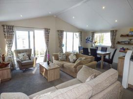 Clearview Lodge - Mid Wales - 950724 - thumbnail photo 3