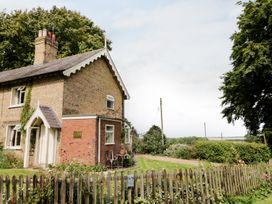 Pheasant Cottage - Lincolnshire - 952405 - thumbnail photo 14