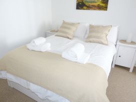 8 Cathedral Street - Scottish Lowlands - 952741 - thumbnail photo 5