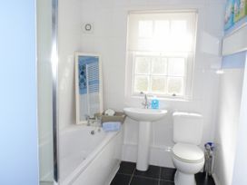 8 Cathedral Street - Scottish Lowlands - 952741 - thumbnail photo 7