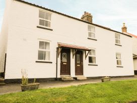 Fran's Cottage - North Yorkshire (incl. Whitby) - 954015 - thumbnail photo 2