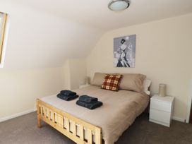 Station Apartment - North Wales - 954572 - thumbnail photo 8