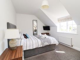 8 Pottergate Mews - North Yorkshire (incl. Whitby) - 956799 - thumbnail photo 17