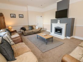 Hideaway House at The Hideaway - South Wales - 957101 - thumbnail photo 4