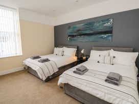 Hideaway House at The Hideaway - South Wales - 957101 - thumbnail photo 23