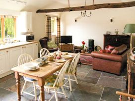 Ginny's Barn - Lincolnshire - 958486 - thumbnail photo 3