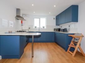 Apartment 6 - Cornwall - 958618 - thumbnail photo 8