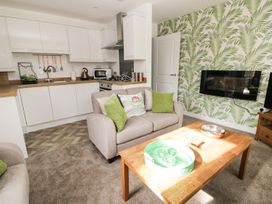 Manor Heath Apartment 1 - North Yorkshire (incl. Whitby) - 958912 - thumbnail photo 9