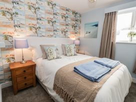Manor Heath Apartment 2 - North Yorkshire (incl. Whitby) - 958913 - thumbnail photo 15