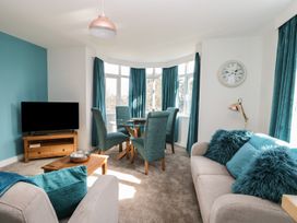 Manor Heath Apartment 3 - North Yorkshire (incl. Whitby) - 958918 - thumbnail photo 9