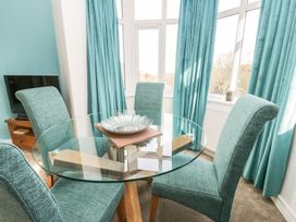 Manor Heath Apartment 3 - North Yorkshire (incl. Whitby) - 958918 - thumbnail photo 10