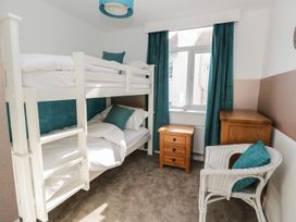 Manor Heath Apartment 3 - North Yorkshire (incl. Whitby) - 958918 - thumbnail photo 13