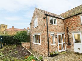 Sunnyside Garden Cottage - North Yorkshire (incl. Whitby) - 959719 - thumbnail photo 1