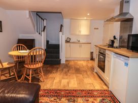 Sunnyside Garden Cottage - North Yorkshire (incl. Whitby) - 959719 - thumbnail photo 6