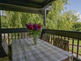 Willow Lodge - Dorset - 960304 - thumbnail photo 28