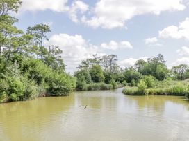 Willow Lodge - Dorset - 960304 - thumbnail photo 37