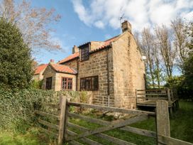 Holly Cottage - North Yorkshire (incl. Whitby) - 960331 - thumbnail photo 15