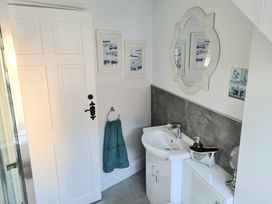 The Coach House - Isle of Wight & Hampshire - 962983 - thumbnail photo 13