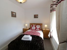 2 Holland Terrace - North Wales - 963317 - thumbnail photo 10