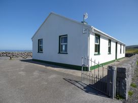Seaview Cottage - County Clare - 963565 - thumbnail photo 11