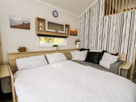 Hillside Lodge - Mid Wales - 965332 - thumbnail photo 12