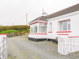 Grannys Cottage - County Donegal - 965389 - thumbnail photo 2