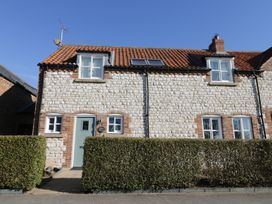 Pebble Cottage Dunnscroft - North Yorkshire (incl. Whitby) - 965439 - thumbnail photo 2