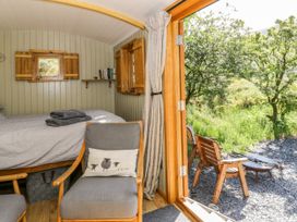 Moelfre - Shepherds Hut - North Wales - 965691 - thumbnail photo 9