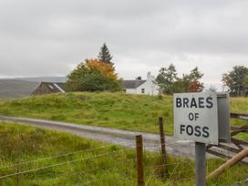 Braes of Foss Farmhouse - Scottish Lowlands - 966025 - thumbnail photo 3