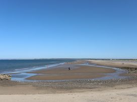 Sea Spray - North Wales - 966901 - thumbnail photo 25