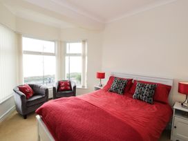 Apartment 3 Marian Y Mor - North Wales - 967080 - thumbnail photo 9