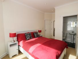 Apartment 3 Marian Y Mor - North Wales - 967080 - thumbnail photo 10