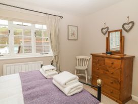 Robyn Cottage - Devon - 967311 - thumbnail photo 9