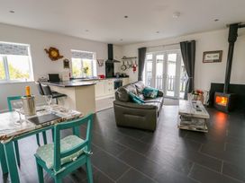 Hafod Wen - Anglesey - 967535 - thumbnail photo 2