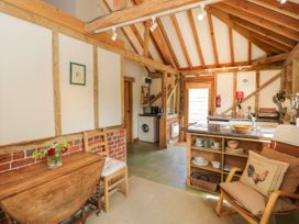 Pond View - Hampshire - 967959 - thumbnail photo 8
