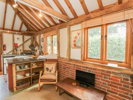 Pond View - Hampshire - 967959 - thumbnail photo 4