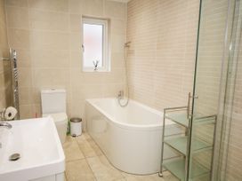 13 Parc Llindir - North Wales - 970030 - thumbnail photo 36