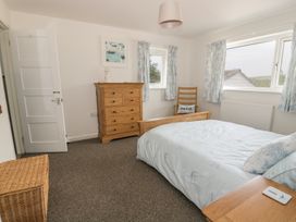 54 The Moorings - South Wales - 970050 - thumbnail photo 10