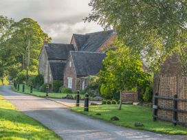 Barnfields Holiday Cottage - Peak District - 970674 - thumbnail photo 23