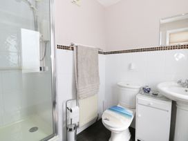 Seaspray - North Yorkshire (incl. Whitby) - 971050 - thumbnail photo 13