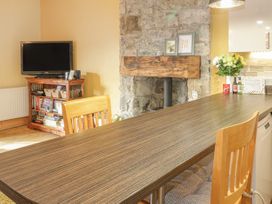 Castle Apartment - North Wales - 971546 - thumbnail photo 11