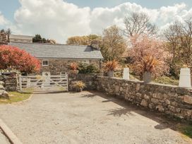 Cefn Uchaf Cottage - North Wales - 972885 - thumbnail photo 2