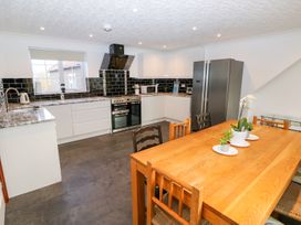 Balmedie - Lincolnshire - 972918 - thumbnail photo 8